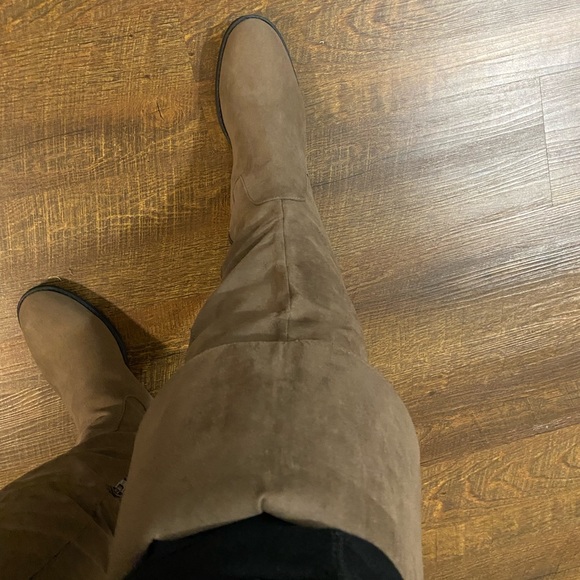 Over the knee boots wide calf Size 9 NWT - Picture 6 of 12